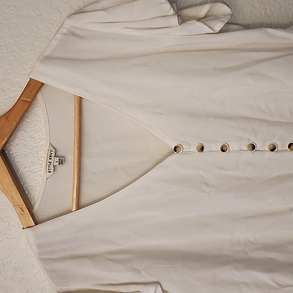 Style Envy Button Down Blouse - Picture 2 of 7